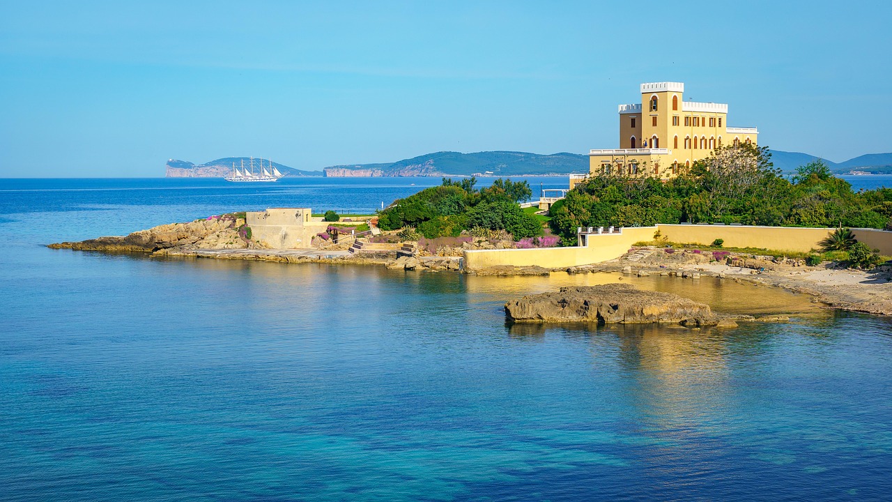 Villa Las Tronas auf einer Landzunge bei Alghero
