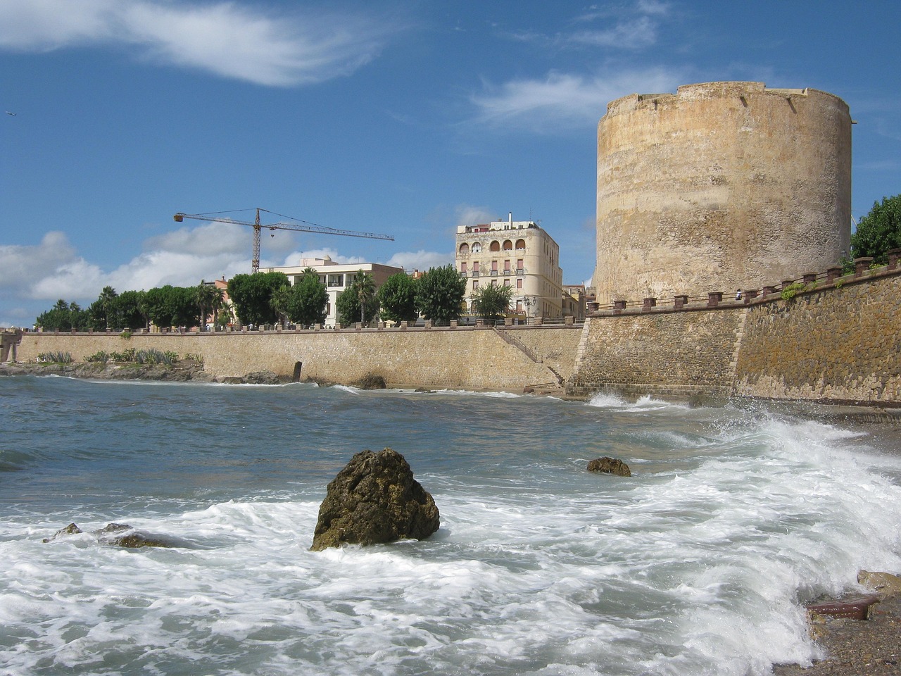 Historische Altstadtmauer von Alghero
