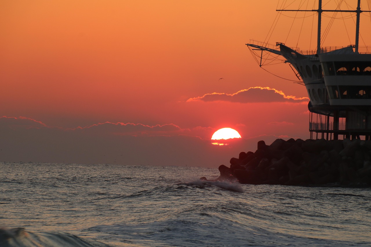 Sonnenaufgang über dem Meer